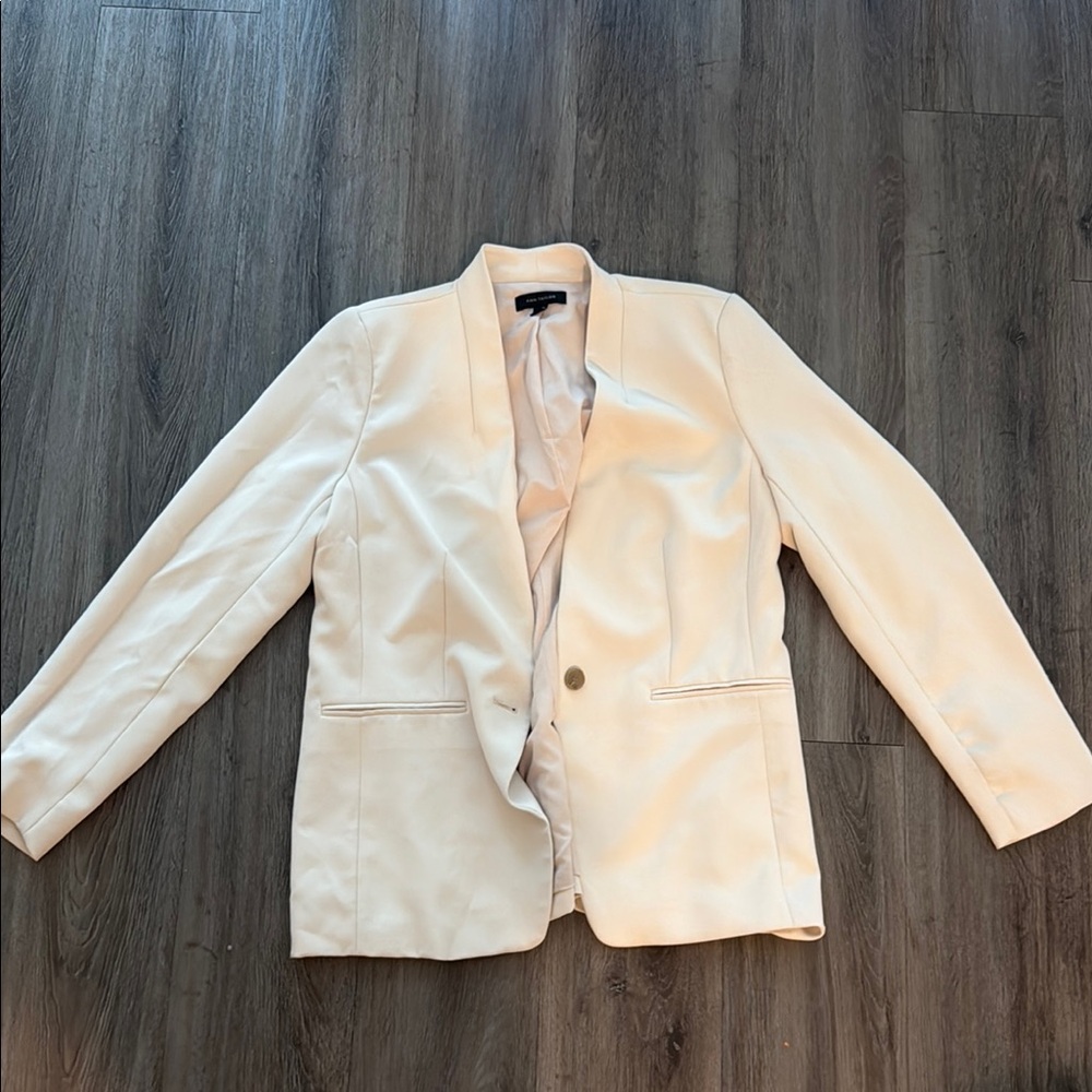 Ann Taylor Cream Blazer Structured Minimalist Design - Picture 1 of 3